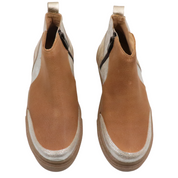 Inusual ruli gold brown
