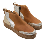 Inusual ruli gold brown
