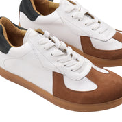 Olie Caramel white