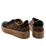 Inusual leo castaño beige
