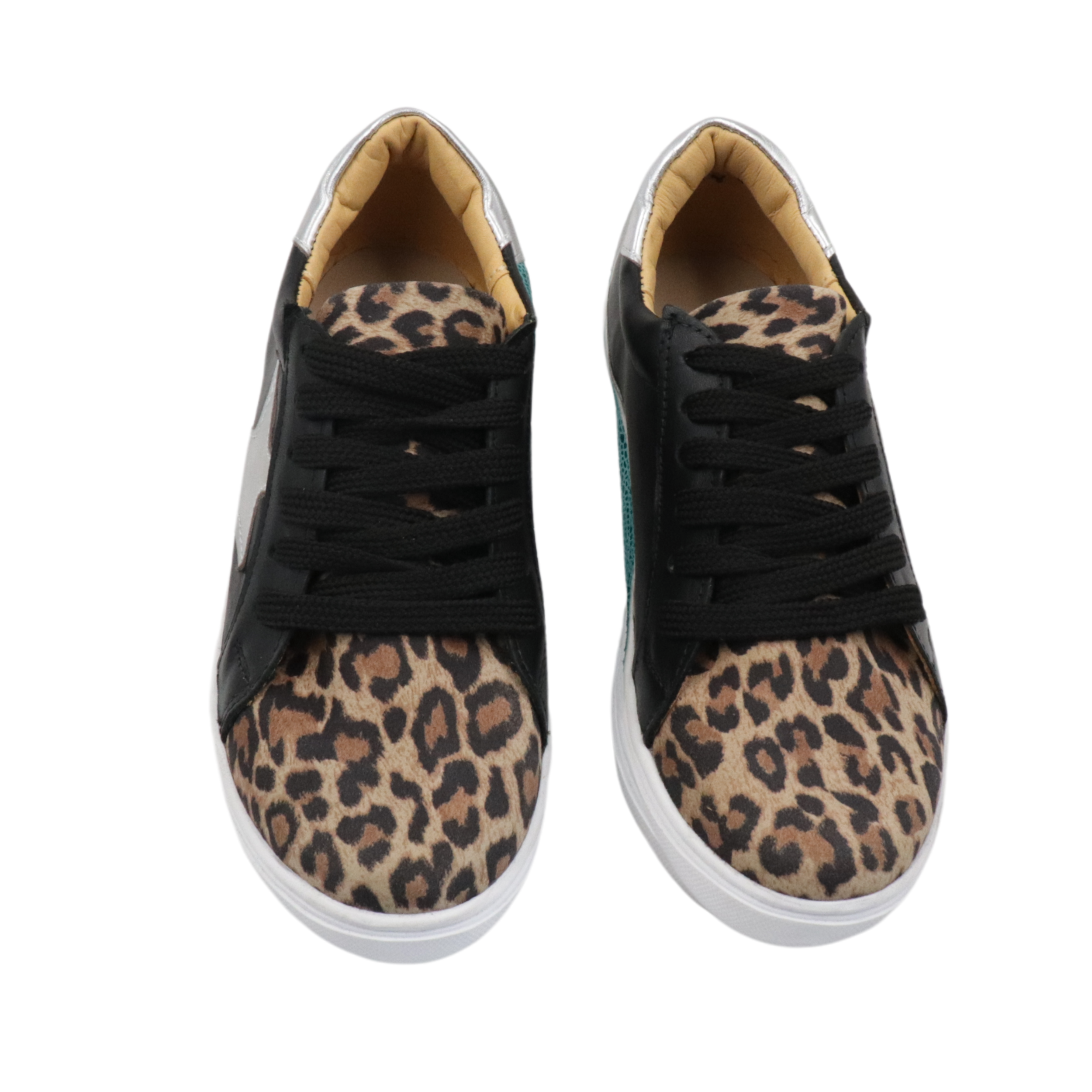 Olie black leopard