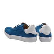 Olie blue