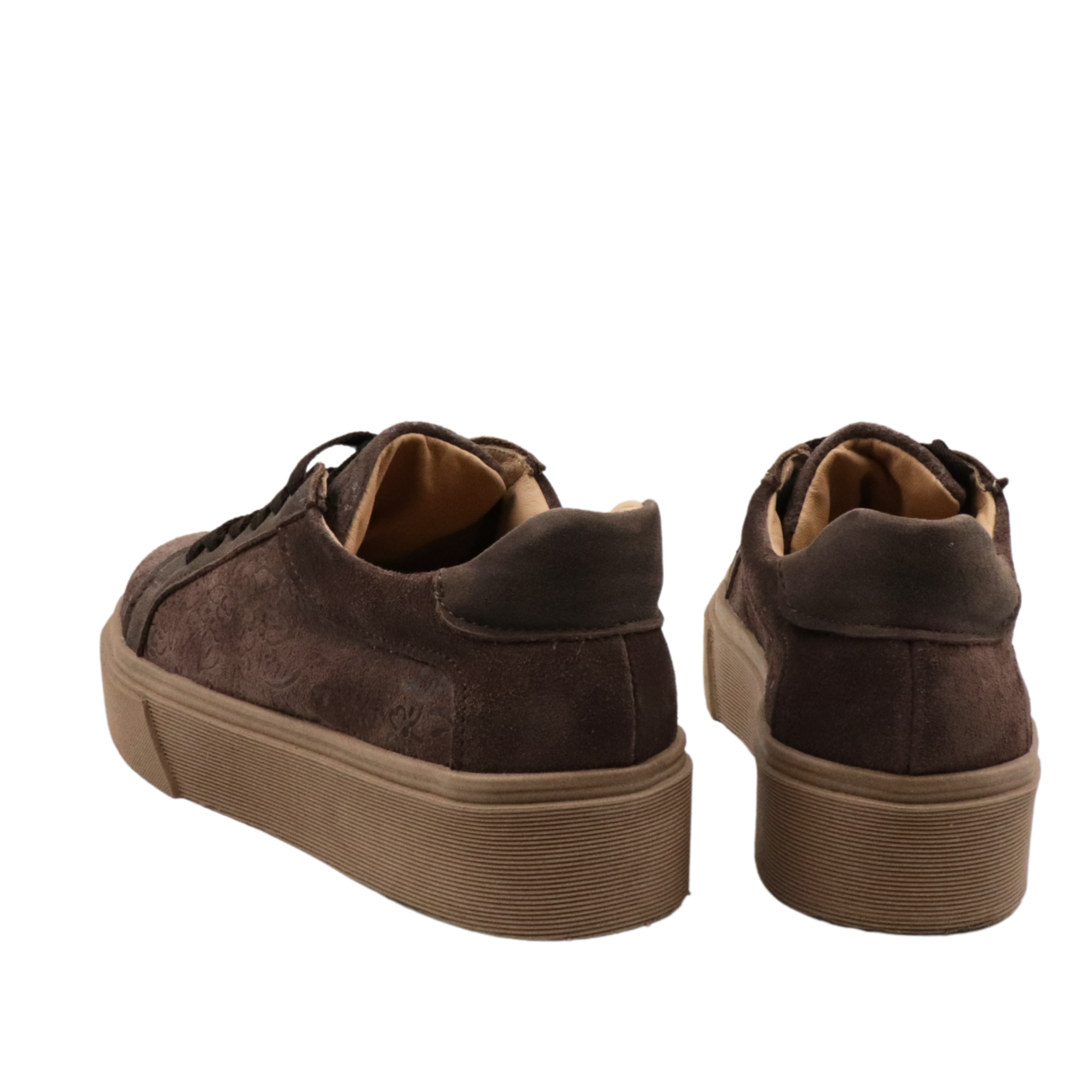 Inusual caramel brown flower