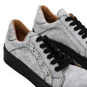 Inusual Stella cracke black