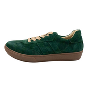 Olie Carito green