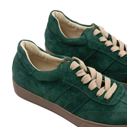 Olie Carito green