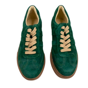 Olie Carito green