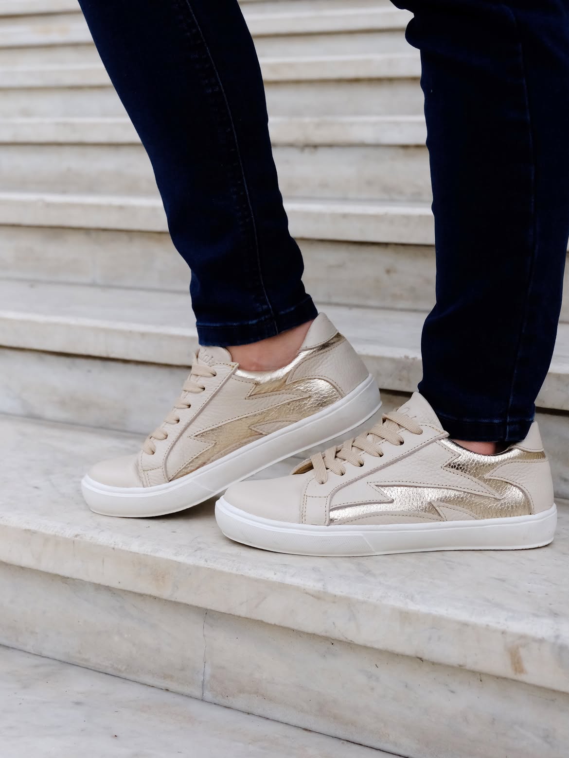 Las_Olie_Thunder_Cream_son_uno_de_los_modelos_que_estan_con_descuento_en_SALE_._Estos_descuent.jpg