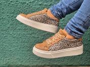 Inusual toasted leopard