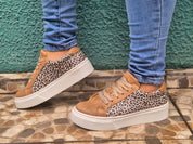 Inusual toasted leopard
