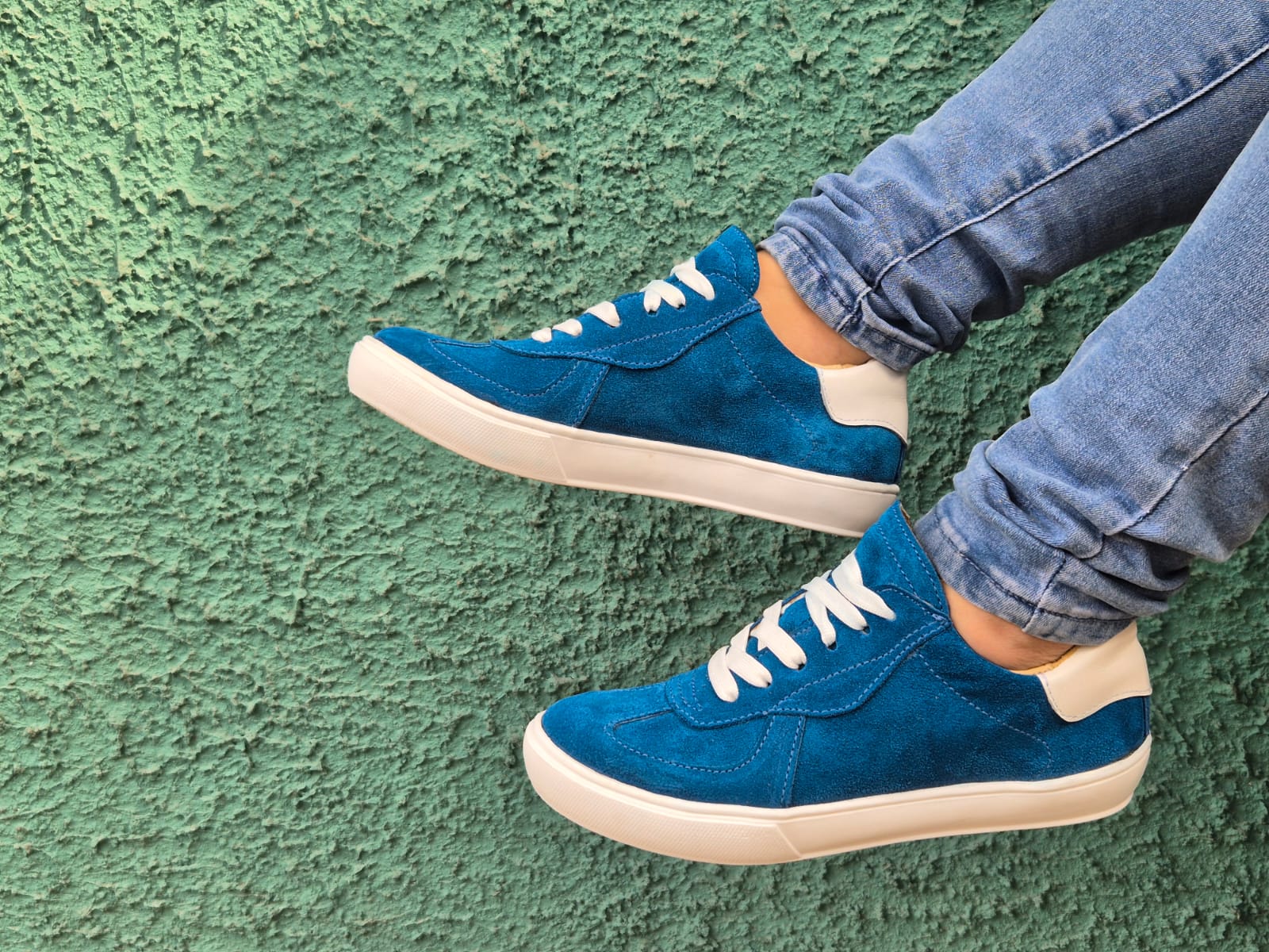 Olie blue