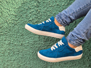 Olie blue