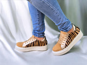 Inusual Furry tiger