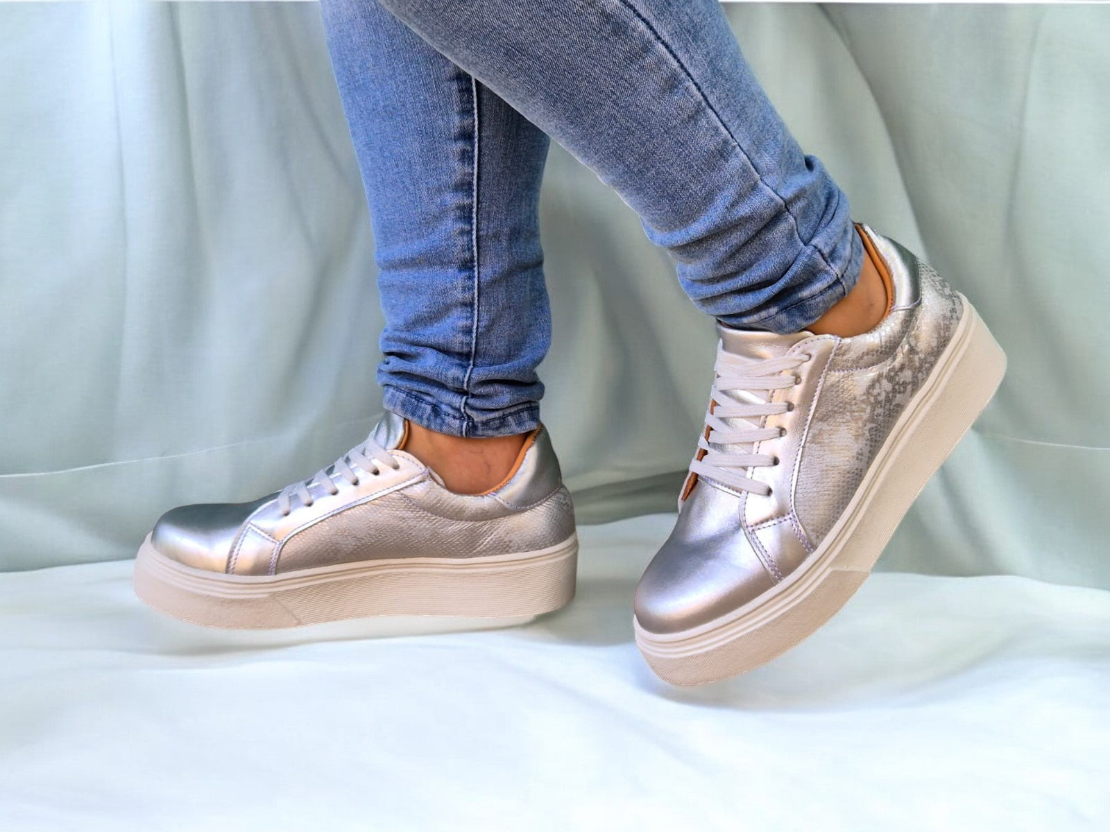 Inusual silver