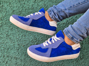 Olie king blue
