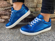 Thiare shiny blue